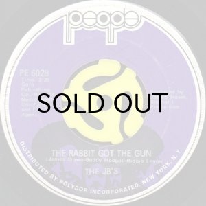 画像2: THE J.B.'S / GIMME SOME MORE b/w THE RABBIT GOT THE GUN (45's) (2)