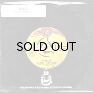 画像3: CURTIS MAYFIELD / KUNG FU b/w RIGHT ON FOR THE DARKNESS (45's) (3)