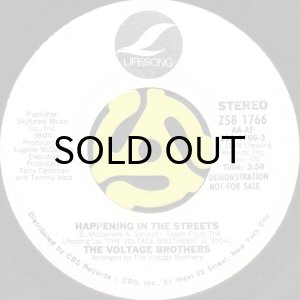 画像2: THE VOLTAGE BROTHERS / HAPPENING IN THE STREETS (45's) (WHITE PROMO) (2)