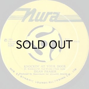 画像2: ANGELA STEWART / WHEN LOVE COMES KNOCKIN (45's) (2)