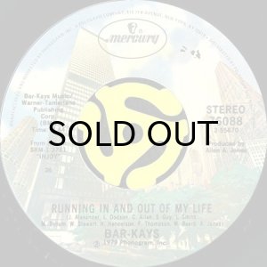 画像2: BAR-KAYS / BOOGIE BODY LAND b/w RUNNING IN AND OUT OF MY LIFE (45's) (2)