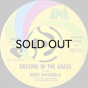 画像1: HUGH MASEKELA / GRAZING IN THE GRASS (45's) (1)