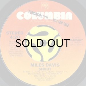 画像1: MILES DAVIS / SHOUT b/w FAT TIME (45's) (1)