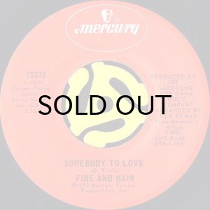 画像2: FIRE AND RAIN / HELLO STRANGER (45's) (VINYL PRESS) (2)