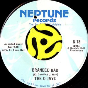 画像1: THE O'JAYS / BRANDED BAD b/w THERE'S SOMEONE (45's) (1)