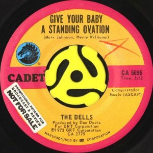 画像1: THE DELLS / GIVE YOUR BABY A STANDING OVATION b/w CLOSER (45's) (1)