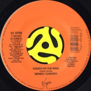 画像3: NENEH CHERRY / KISSES ON THE WIND b/w BUFFALO BLUES (45's) (PICTURE SLEEVE) (3)