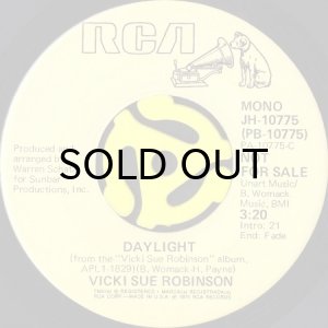 画像1: VICKI SUE ROBINSON / DAYLIGHT (45's) (PROMO) (1)