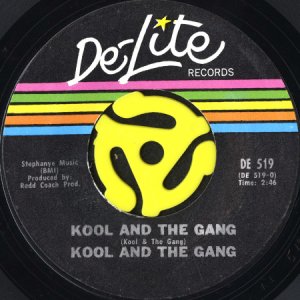 画像1: KOOL AND THE GANG / KOOL AND THE GANG b/w RAW HAMBURGERS (45's) (1)