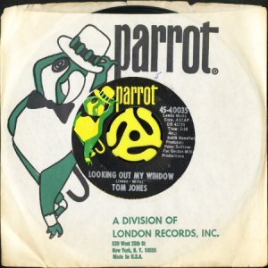 画像3: TOM JONES / LOOKING OUT MY WINDOW (45's) (3)