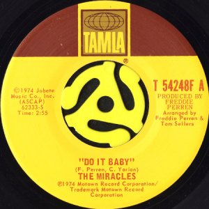 画像1: THE MIRACLES / DO IT BABY b/w I WANNA BE WITH YOU (45's) (1)