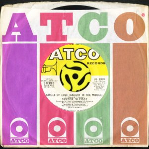 画像3: SISTER SLEDGE / CIRCLE OF LOVE (CAUGHT IN THE MIDDLE) (45's) (3)