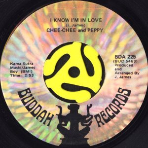 画像1: CHEE-CHEE AND PEPPY / I KNOW I'M IN LOVE (45's) (1)