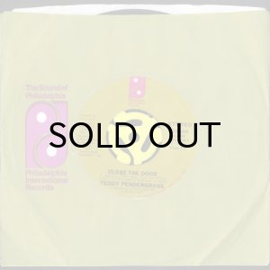 画像3: TEDDY PENDERGRASS / CLOSE THE DOOR (45's) (3)