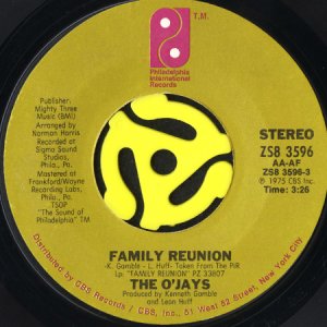 画像1: THE O'JAYS / FAMILY REUNION (45's) (1)