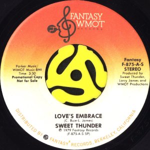 画像2: SWEET THUNDER / LOVE'S EMBRACE (45's) (PROMO) (2)