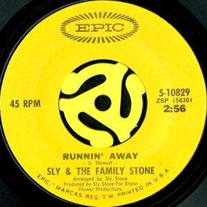画像1: SLY & THE FAMILY STONE / RUNNIN' AWAY b/w BRAVE & STRONG (45's) (1)